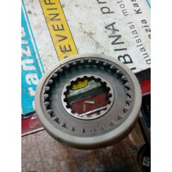 Flangia di calettamento Fiat 8554446 x veicoli Iveco