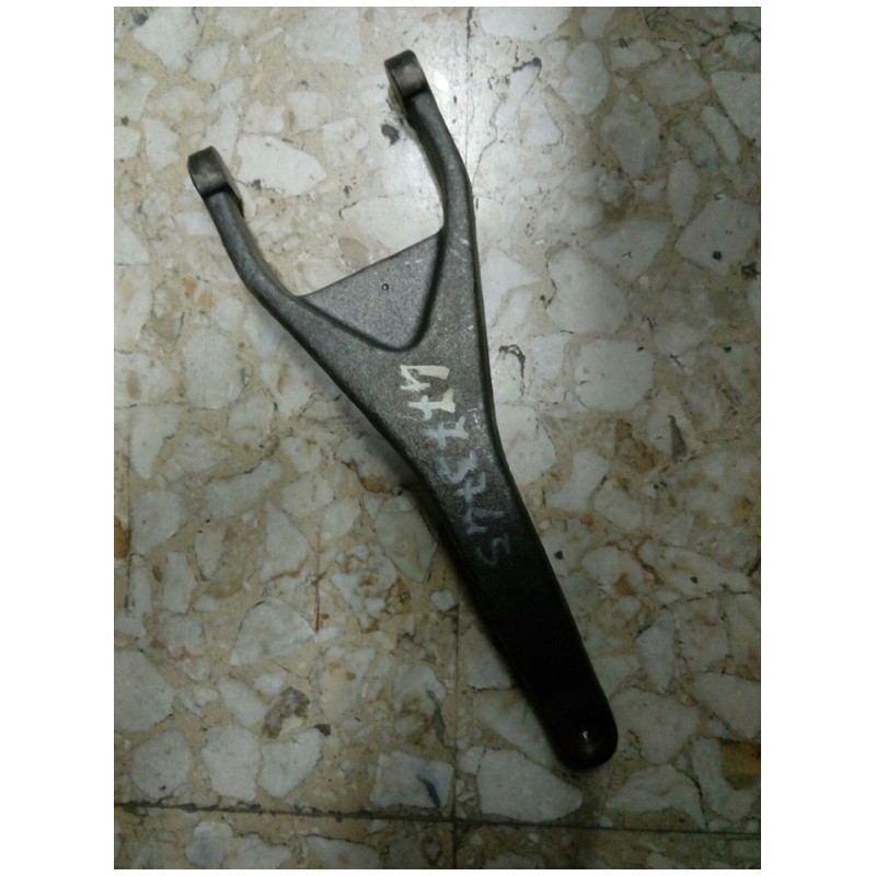Leva disinnesto frizione Fiat 4773745 x Iveco