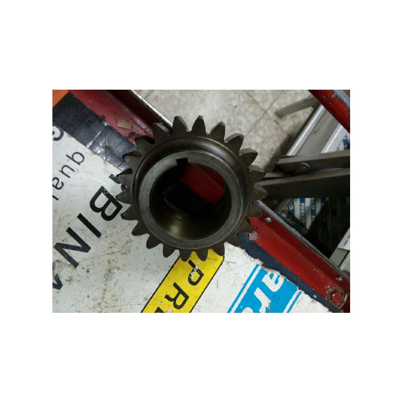 Ingranaggio 1 velocità Z 22 riferimento Iveco n 9930249, x Fiat 170.33, Fiat 190.26.30.35