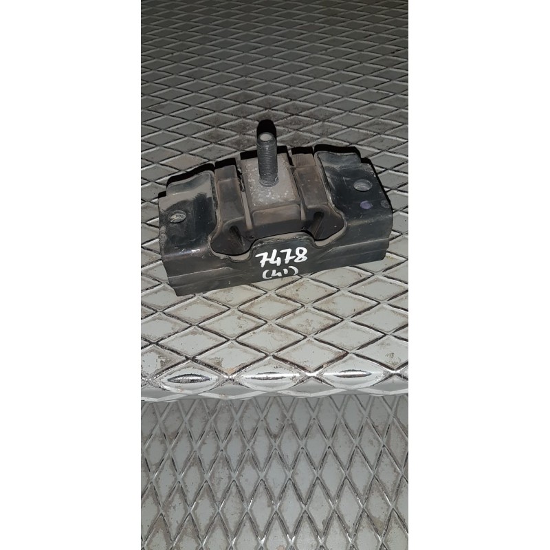 Tassello sostegno posteriore motore (superiore) LEMA 1393.00 x Iveco