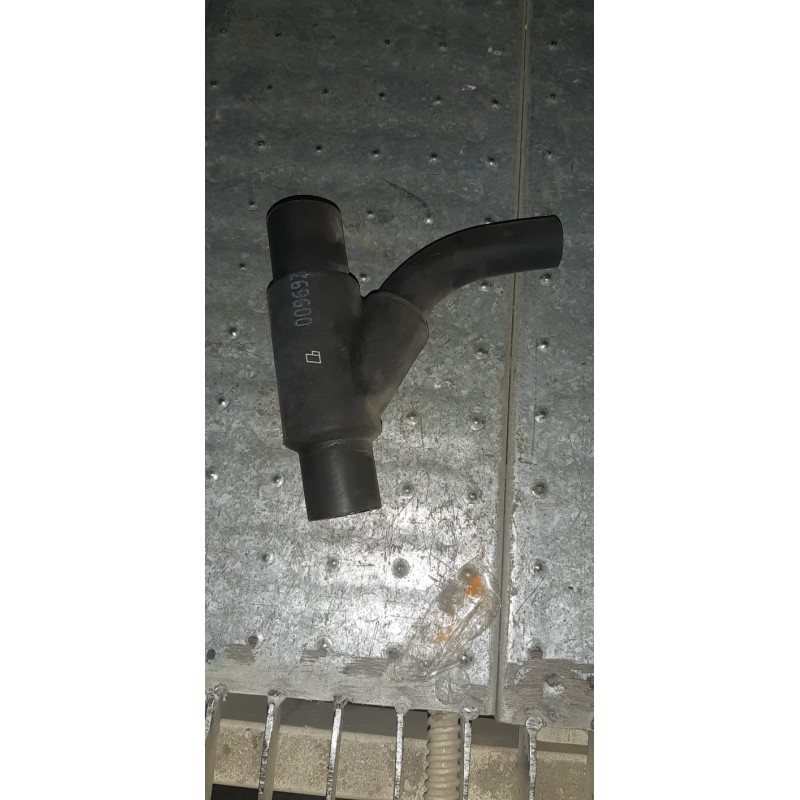 Manicotto inferiore vaschetta supplementare Lema 3969.00 x autocarri Iveco Eurotech