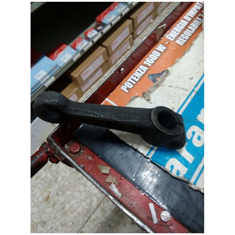 Leva esterna disinnesto frizione riferimento Iveco 4708356, Fiat 170.35, 190.35, 38