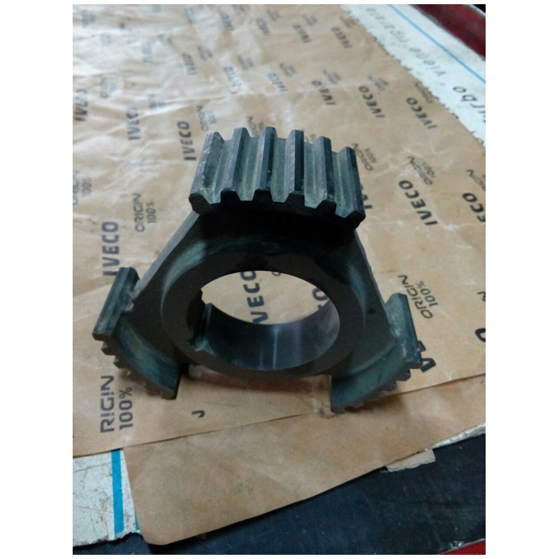 Manicotto fisso 2/3 velocità riferimento Iveco n. 8832488
