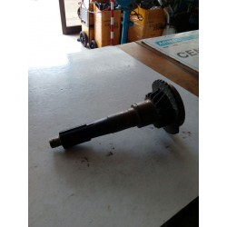 Albero Frizione Z17 Iveco n. 8832062 (foro 44 -L.275)